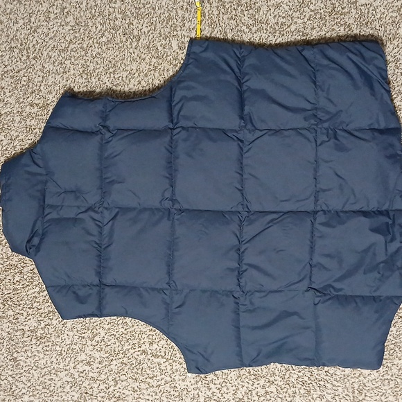 Unisex lands end puffer vest - Picture 5 of 10